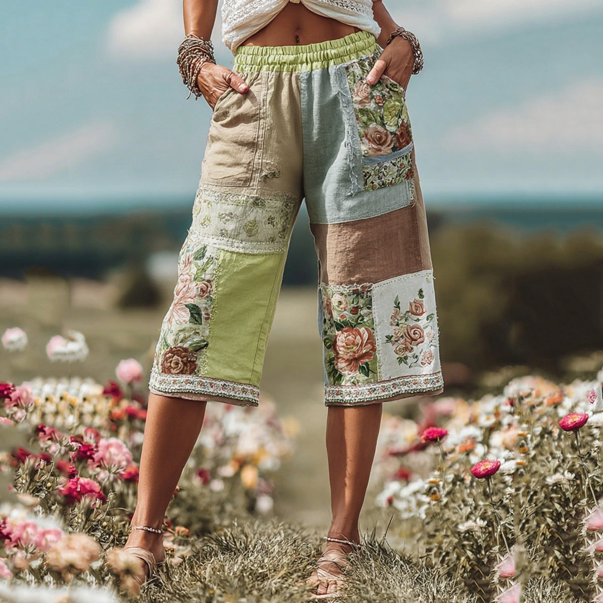Patchwork Rose Floral Contrast Waist Elastic Pocket Shorts