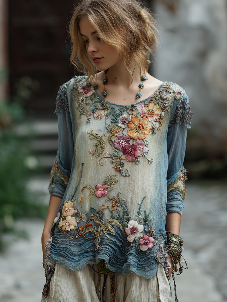 Vintage Floral Wave Embroidery Pattern Crew Neck Shirt