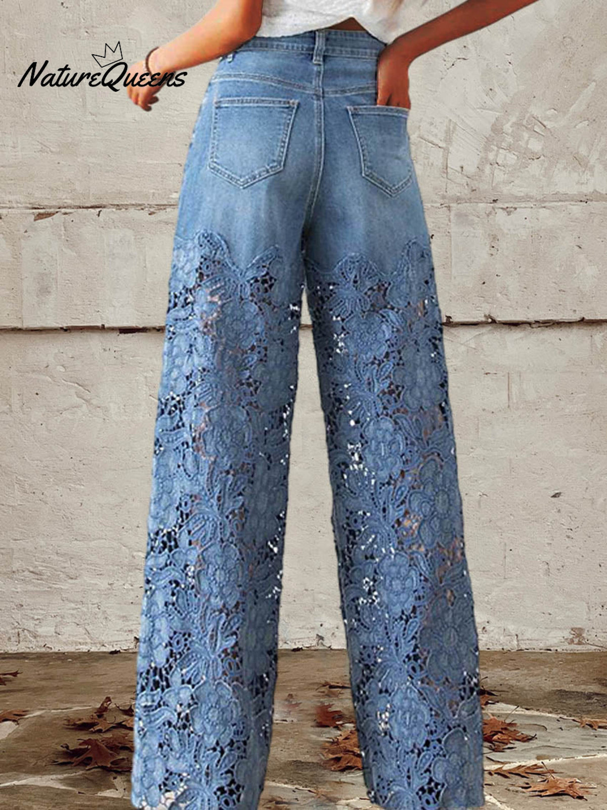 Mid Waist Buttoned Lace Patchwork Jeans