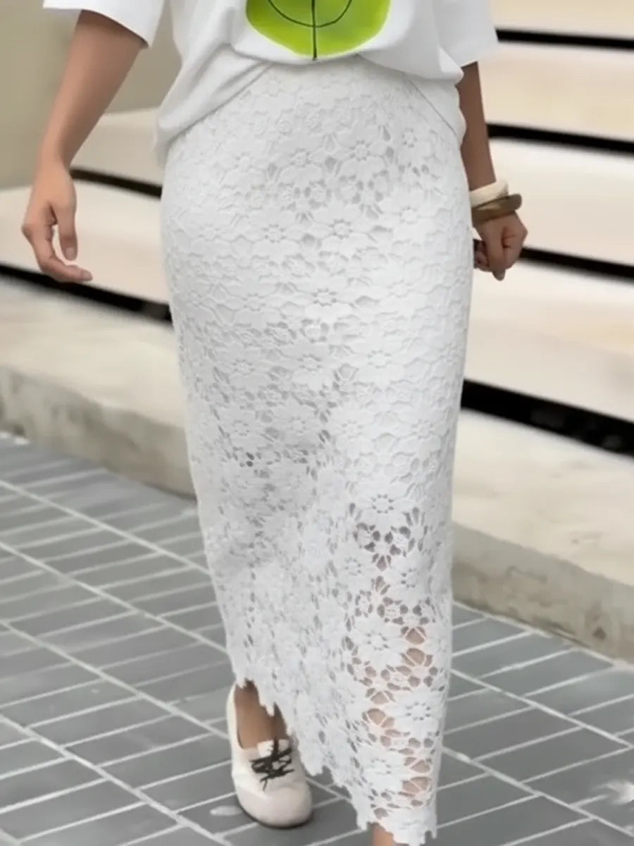 Elegant Hollow-Out Lace Slim-Fit Skirt