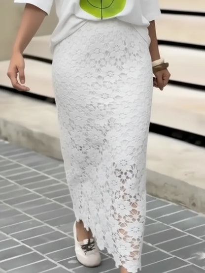 Elegant Hollow-Out Lace Slim-Fit Skirt
